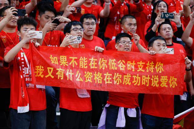 杨晨回忆加盟法兰克福的那笔交易